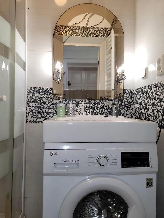 Central Apartment On Rynok Square Lviv