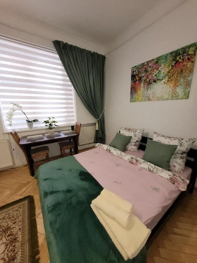 Central Apartment On Rynok Square Lviv